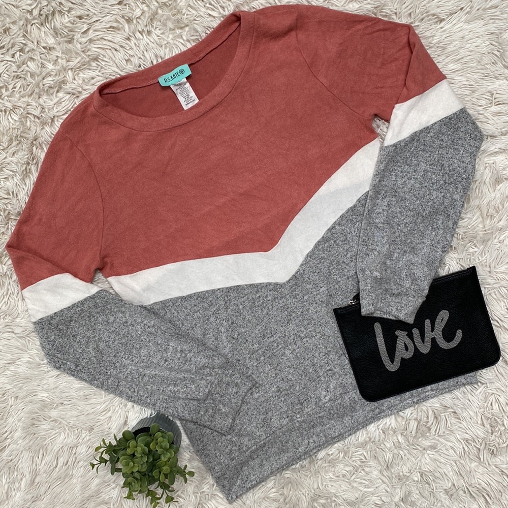 P.S. Kate Colorblock Hacci Top 💗 Apricot White & Gray